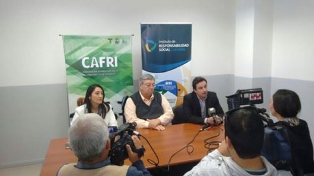 c9b002fe1bb0320831a8ae78670fdb6f_XL